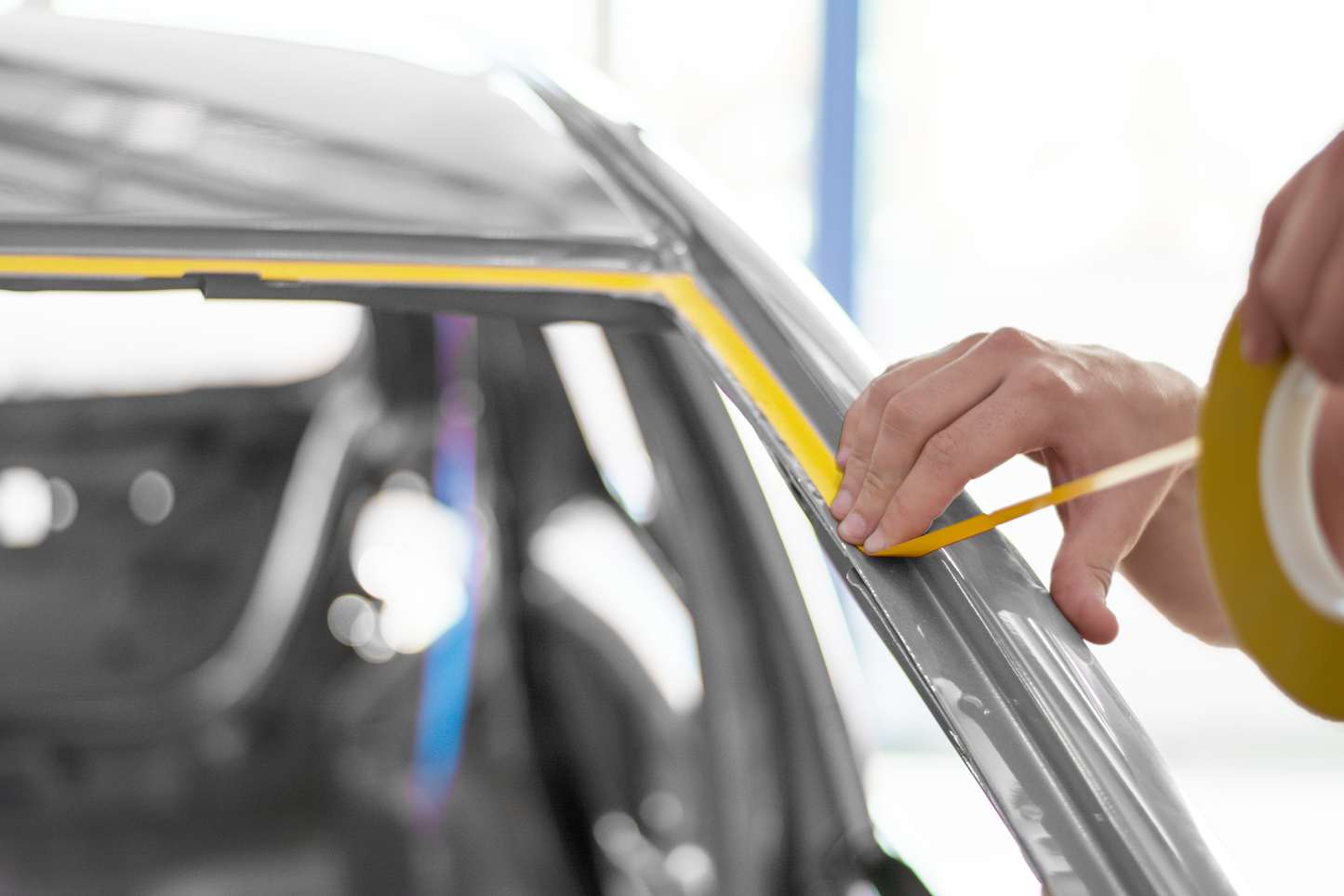 tesa® 7140 Flange masking tape in the automotive industry - automotive masking-005.png