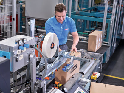 tesa® 60418 Thin recycled PET packaging tape with synthetic rubber adhesive - packaging-60418-application-dispenser-03.jpg