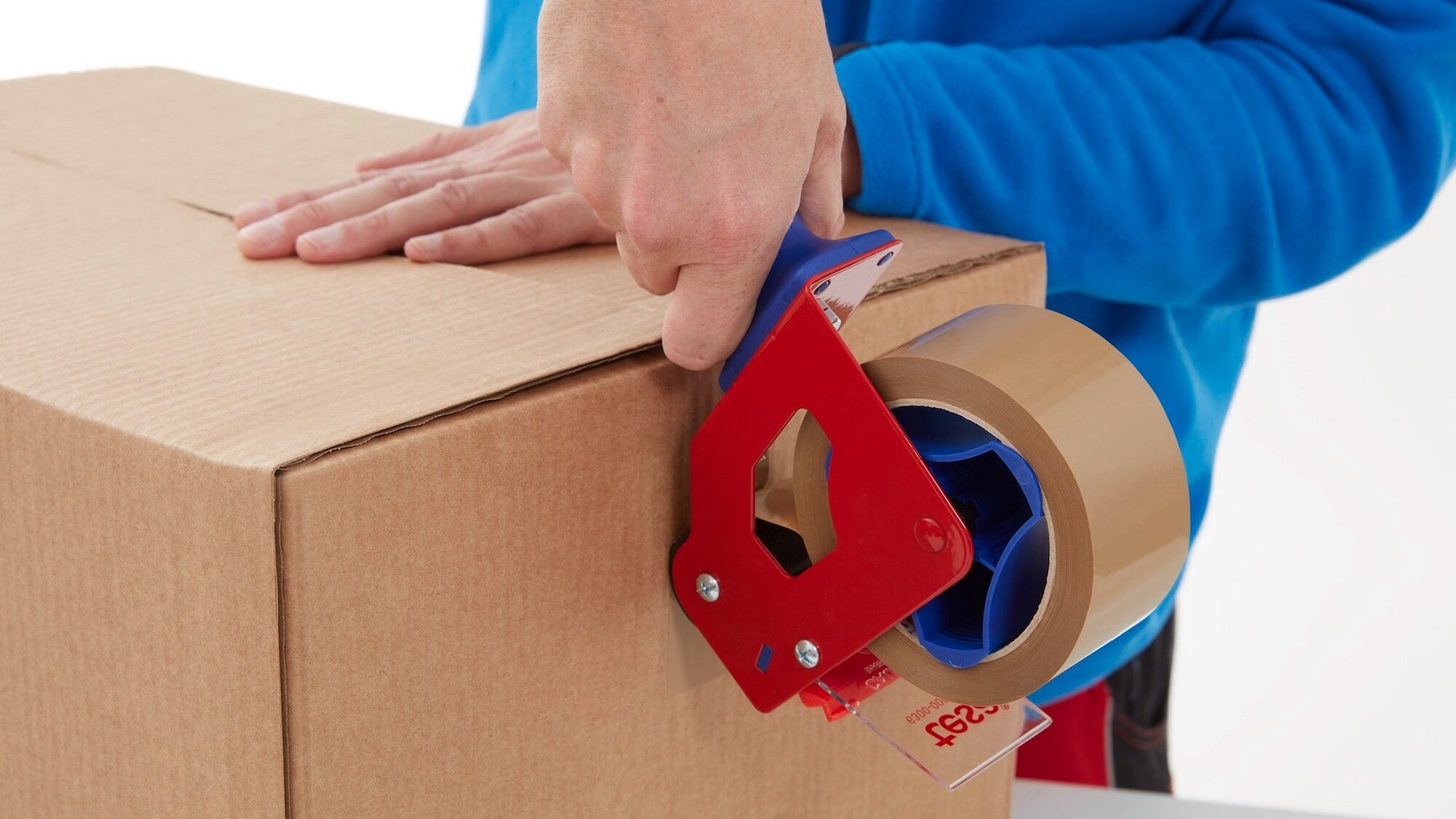 tesa® 4124 Premium Carton Sealing Tape - tesa-4124-premium-carton-sealing-tape-brown-step1of6-ap.jpg