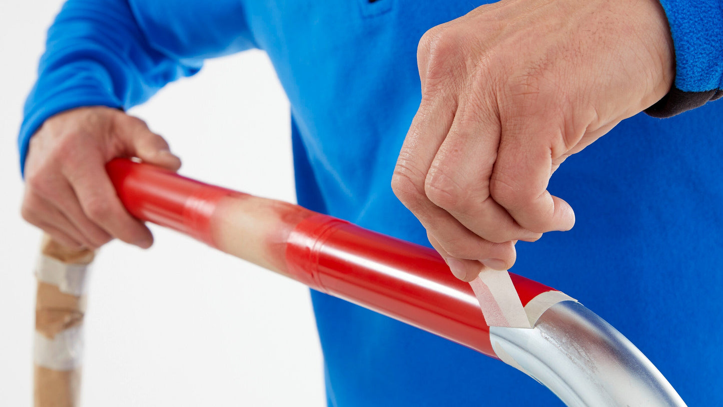 tesa® 4316 Fine crepe paper masking tape with temeprature resistance of 100°C - tesa-4316-creped-paper-masking-tape-for-spraypainting-step3of3.jpg