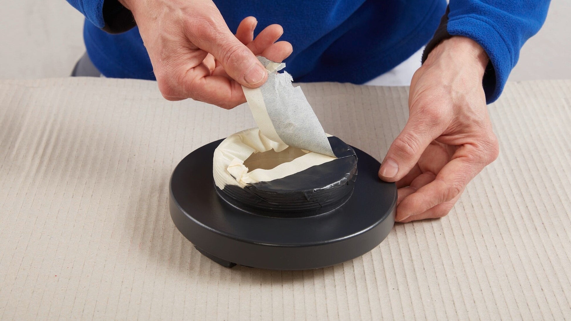 tesa® 4317 tesa® 4317 Fine Crepe Paper Masking Tape for Spray Painting - tesa-4317-thin-paper-masking-tape-for-paint-spraying-round-step6of8-ap.jpg