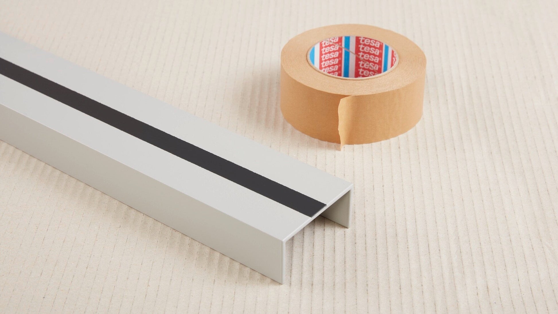 tesa® 4341 High Temperature-resistant Masking Tape for Paint-spraying with Subsequent Oven-drying up to 140 °C - tesa-4341-high-temperature-masking-tape-step6of6-ap.jpg