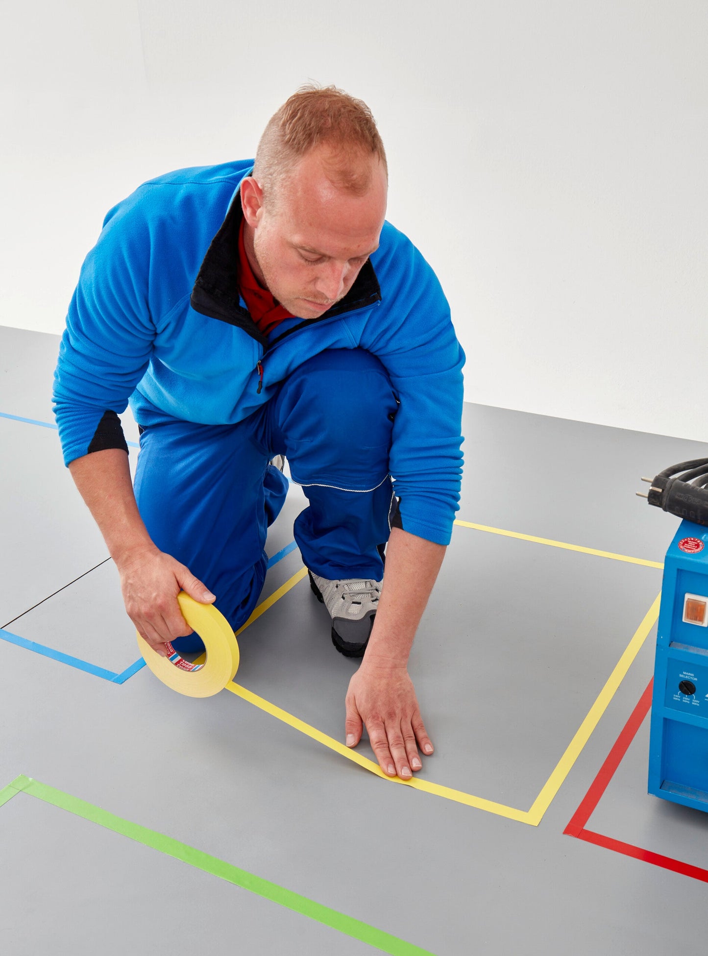 tesa® 4651 Premium Acrylic Coated Colored Cloth Tape - tesa-4651-premium-colored-cloth-tape-002-ap.jpg