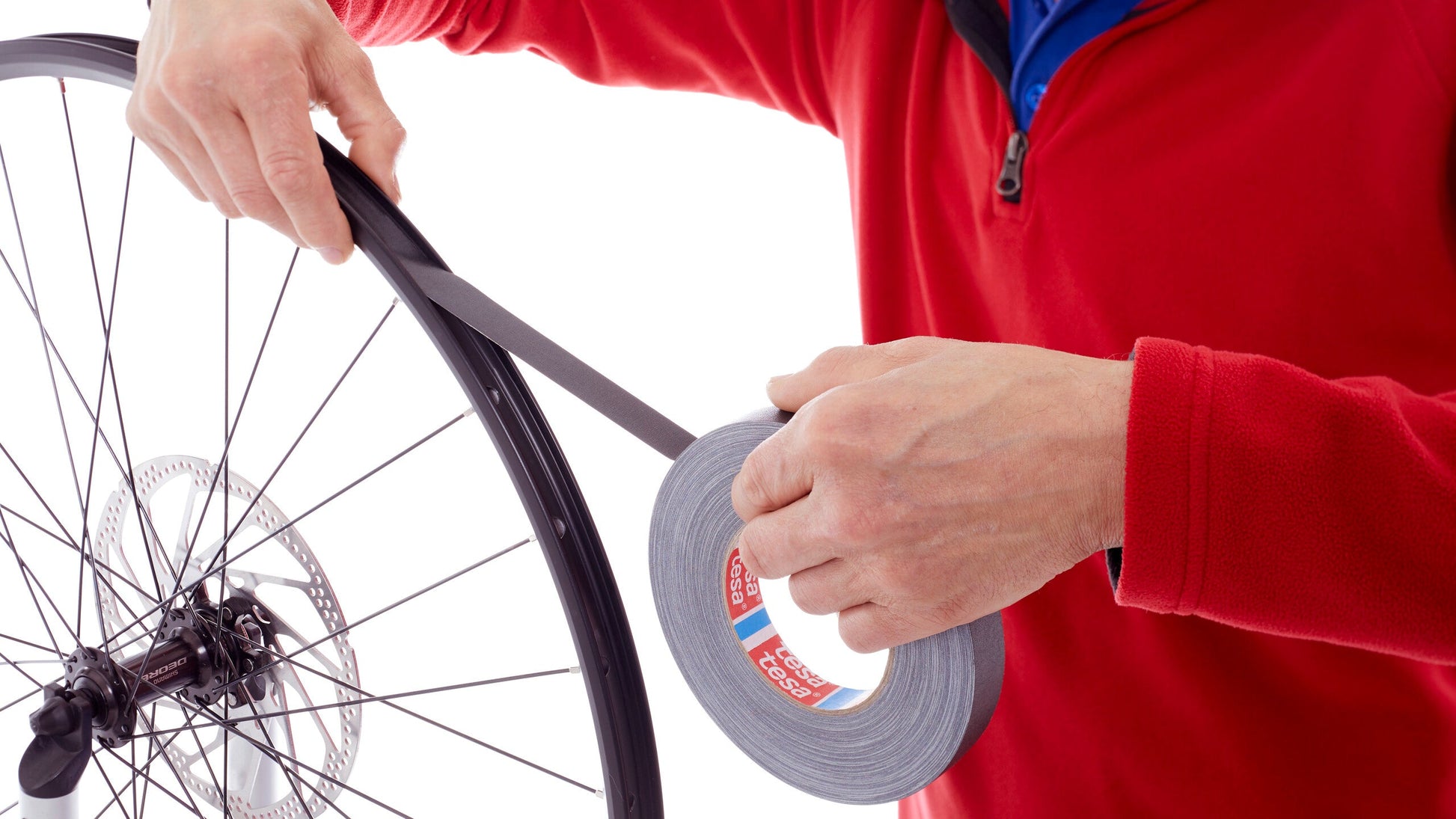 tesa® 4661 Standard acrylic coated cloth tape - tesa-4661-standard-cloth-tape-step2of3.jpg