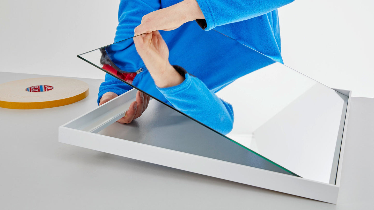 tesa® 4952PV0W tesa® 4952 Double-sided PE Foam Tape (1150 µm) - tesa-4952-double-sided-mirror-tape-step3of4-002.jpg