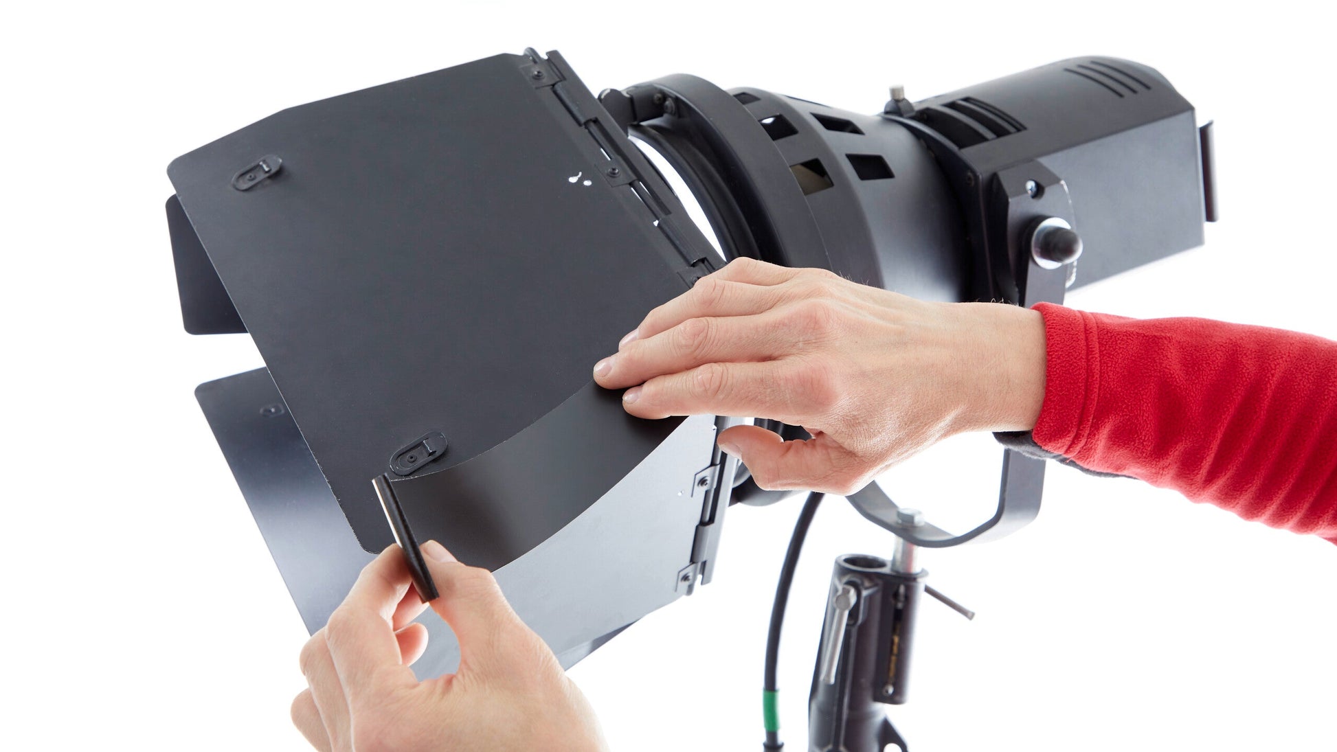 tesa® 50577 All Black Aluminum - tesa-50577-all-black-aluminum-tape-step3of3.jpg