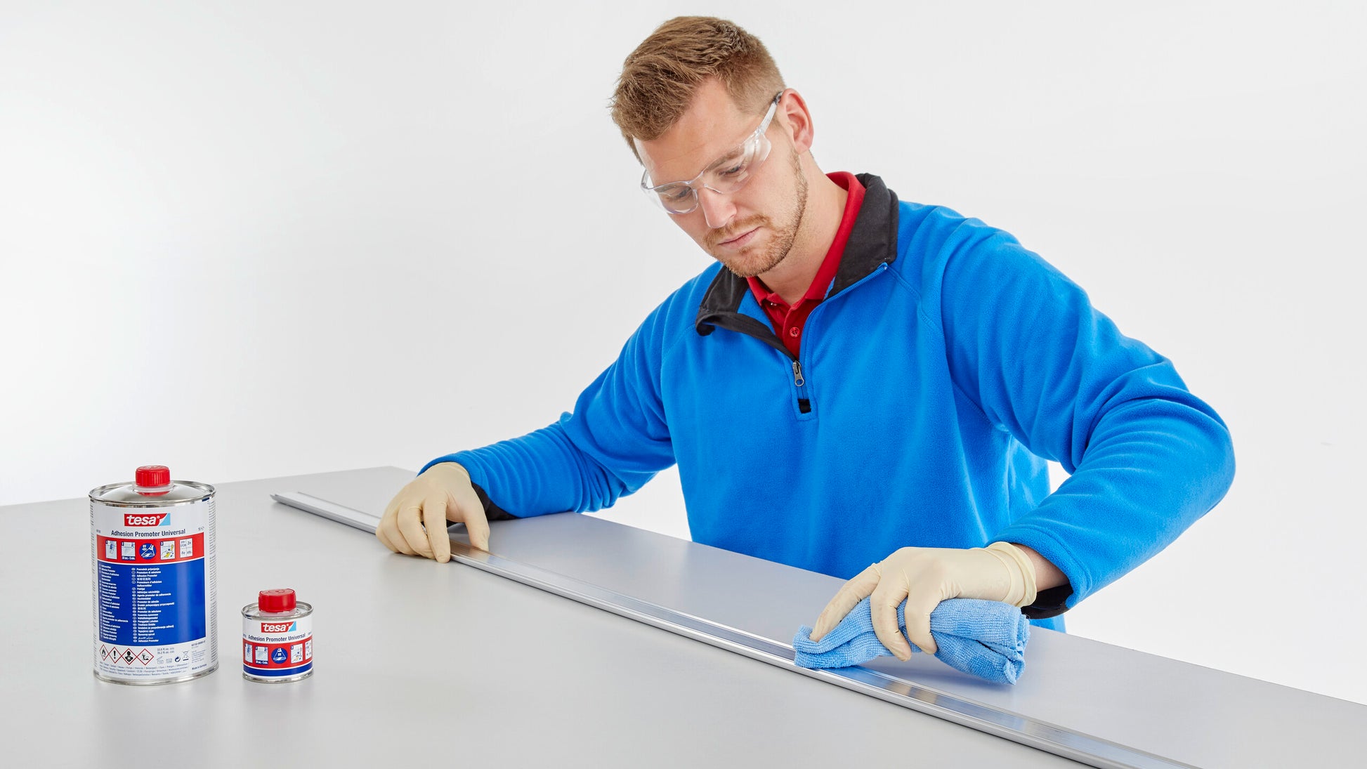 tesa® 60150 Surface treatment to improve adhesion&nbsp;to&nbsp;various substrates - tesa-60150-surface-treatment-to-improve-adhesion-to-various-substrates.jpg