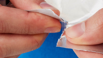 tesa® 60672 Robust aluminum tape with paper liner - 75µ foil - tesa-60632-60652-60672-conformable-aluminum-tape-with-paper-liner-step6of6-ap.jpg