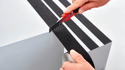 tesa® Professional 60950PRO Anti Slip tape - black - tesa-60950-anti-slip-tape-black-step5of6-ap.jpg