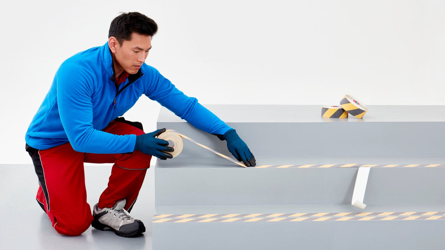 tesa® Professional 65538PRO Anti slip tape - black / yellow - tesa-60951-anti-slip-tape-black-yellow-201-ap.jpg