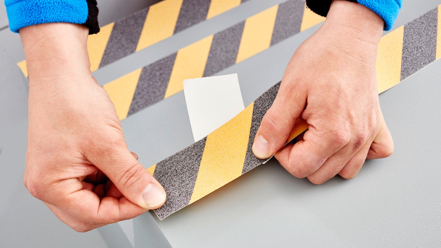 tesa® Professional 65538PRO Anti slip tape - black / yellow - tesa-60951-anti-slip-tape-black-yellow-step2of6-ap.jpg