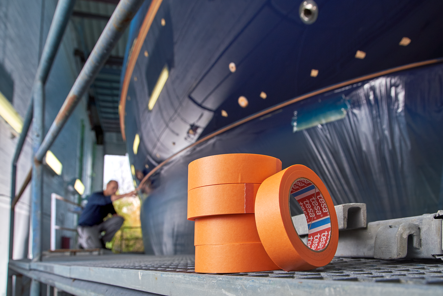 tesa® 4342 For Sharp, Clean, and Flat Paint Edges - tesa-precision-mask-4342-demasking-paint-edge-17-app.png