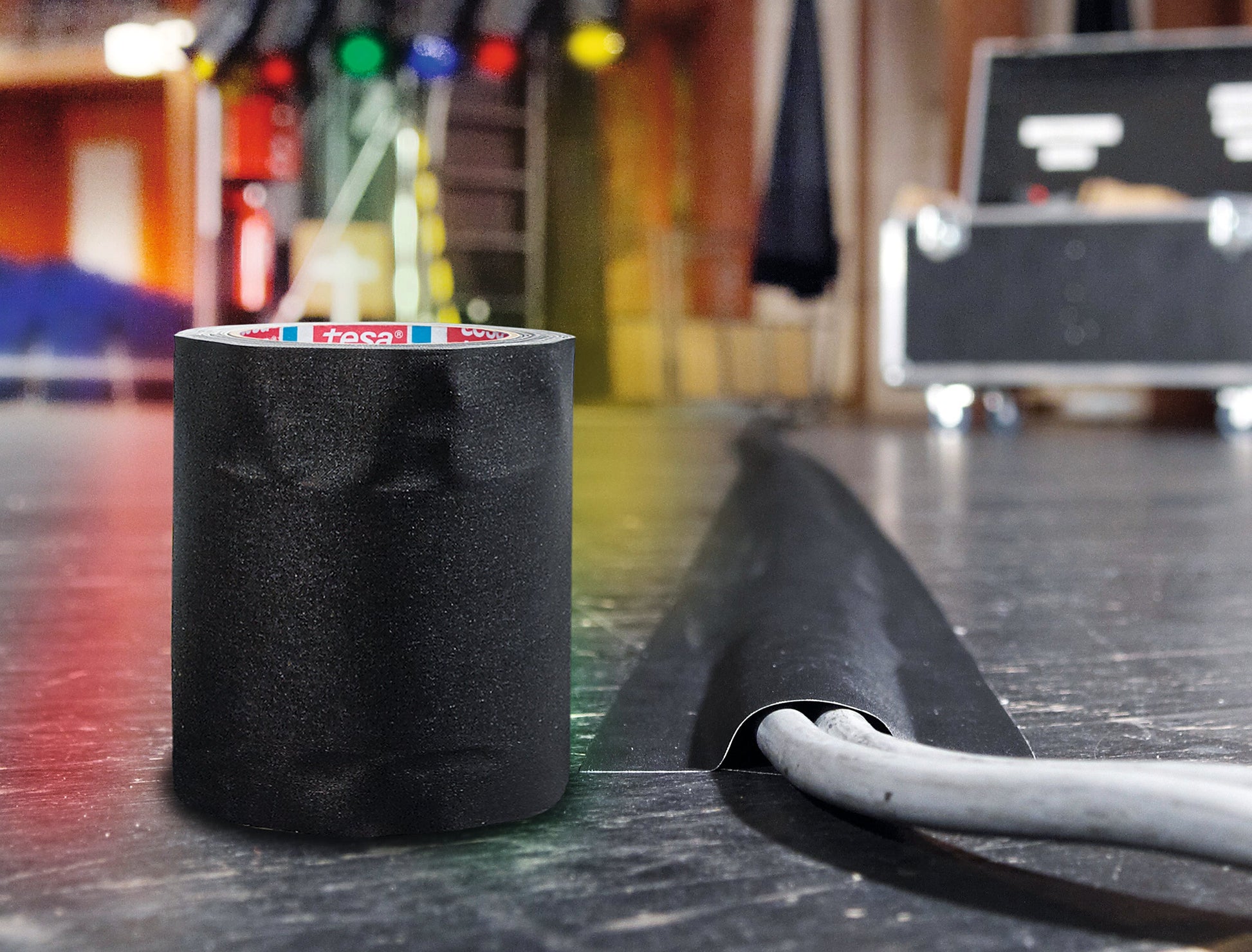 tesa® 4611BM Temporary cable fixation on stage - tesa 04611 ap 001.jpg