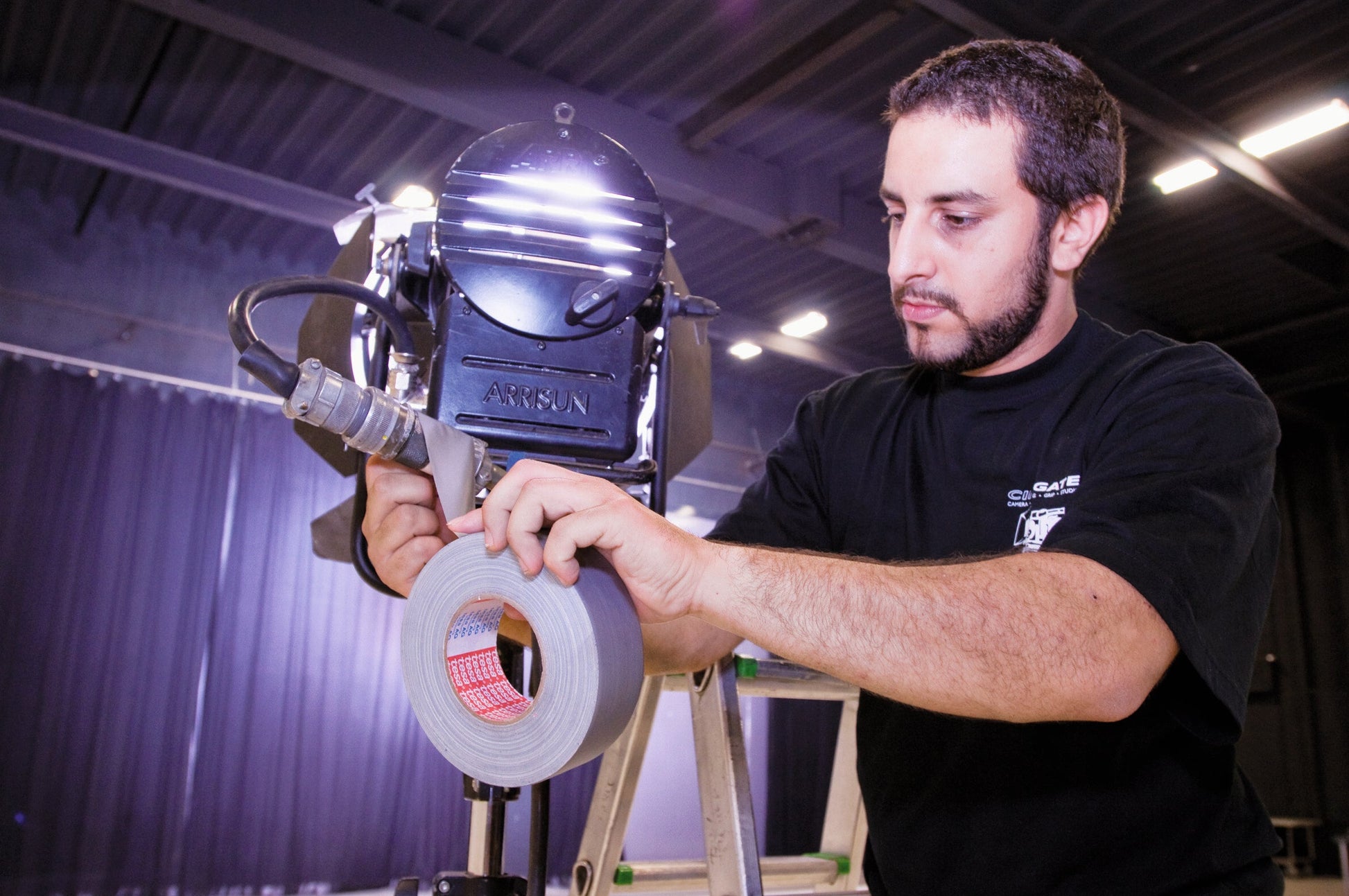 tesa® 4671 Colored gaffer tape - tesa 04651 ap 009.jpg