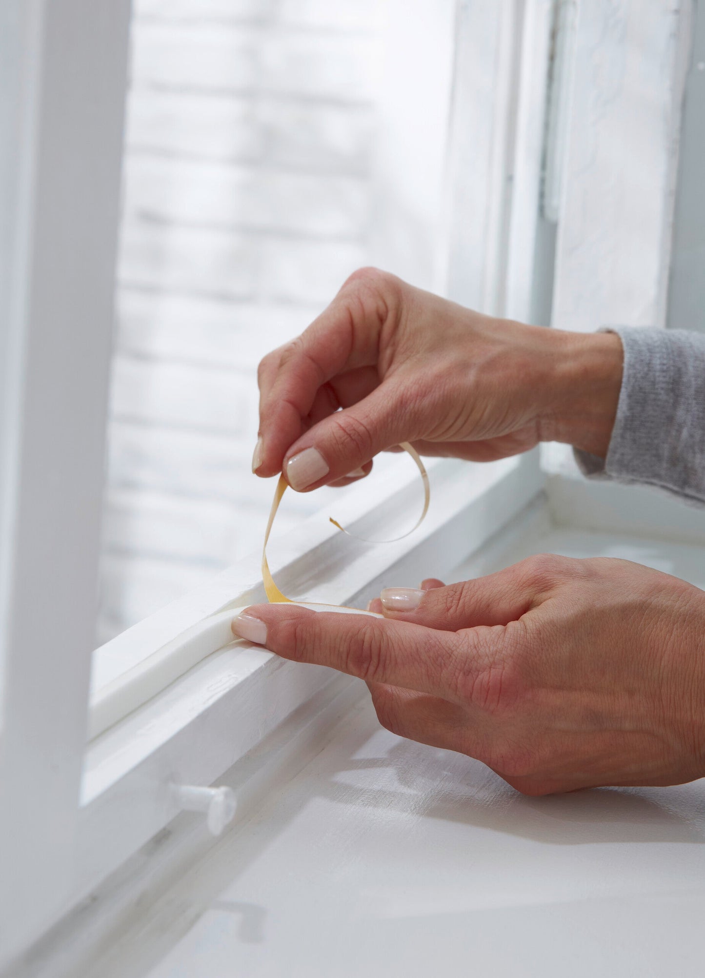 tesa® 5428A  - tesa 05412 05428 55604 step 5of5 ap.jpg